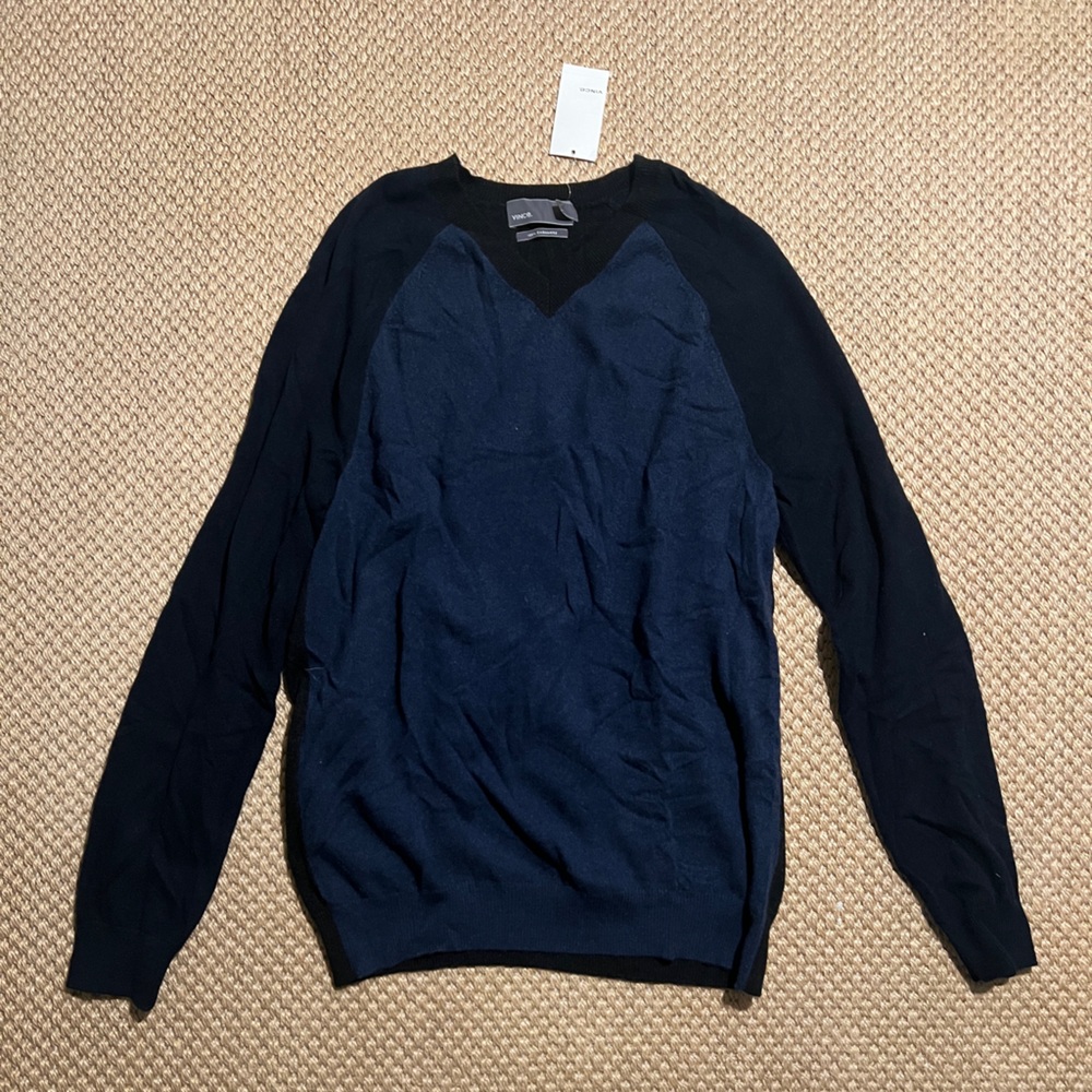 VINCE 100% cashmere v-neck pullover sweater | size men’s M | New With Tags
